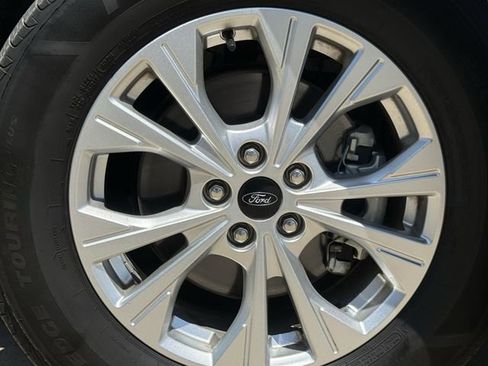 Used 2023 Ford Escape Active FWD image 9