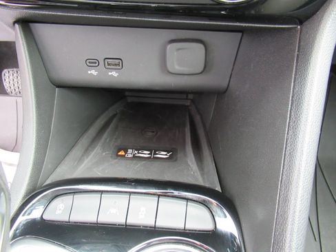 Used 2024 Buick Encore GX Sport Touring w/ Comfort Package FWD image 26