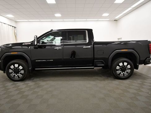 Used 2024 GMC Sierra 2500 Denali w/ Denali Reserve Package AWD/4WD image 4