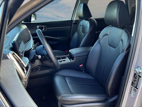 Used 2025 Kia Sorento X-Line EX image 13