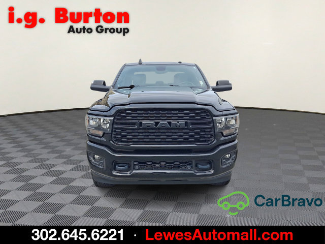 Used 2022 RAM 2500 Big Horn w/ Night Edition AWD/4WD image 2