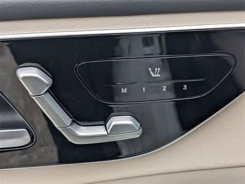 Used 2024 Mercedes-Benz C 300 4MATIC Sedan image 40