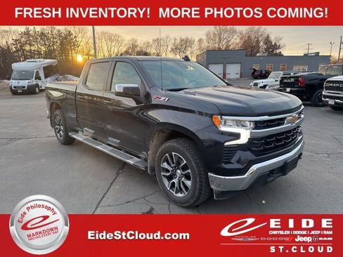 Used 2024 Chevrolet Silverado 1500 LT image 1