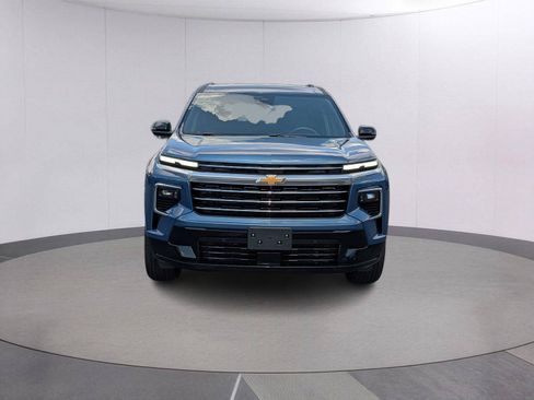 Used 2026 Chevrolet Traverse High Country w/ LPO, Floor Liner Package FWD image 8