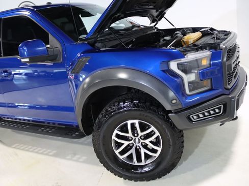 Used 2018 Ford F150 Raptor w/ Equipment Group 802A Luxury AWD/4WD image 88