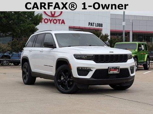 Used 2023 Jeep Grand Cherokee Limited w/ Black Appearance Package AWD/4WD image 2