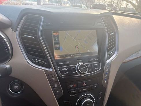 Used 2016 Hyundai Santa Fe Limited w/ Option Group 04 image 23