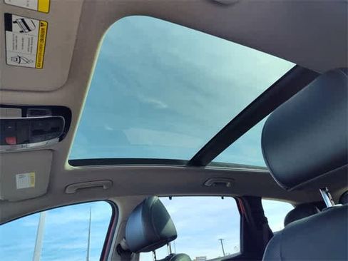 Used 2022 Hyundai Santa Fe Limited image 16