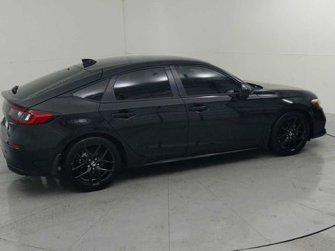 Used 2023 Honda Civic Sport image 5