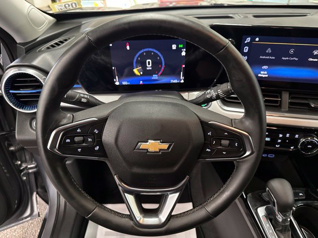 Used 2024 Chevrolet Trax LT w/ Driver Confidence Package FWD image 13