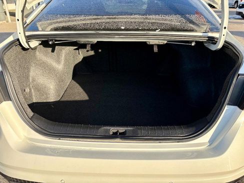 Used 2020 Nissan Altima 2.5 SR w/ Premium Package image 5