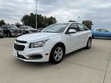 Used 2015 Chevrolet Cruze LT image 2