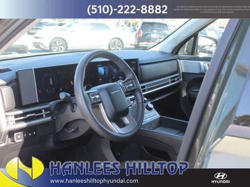 Used 2025 Hyundai Santa Fe SEL image 13