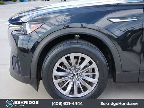 Used 2025 MAZDA CX-90 3.3 Turbo w/ Preferred Package AWD/4WD image 8