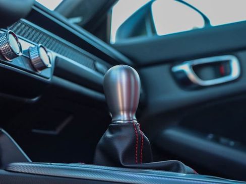 New 2026 Honda Civic Type R image 25