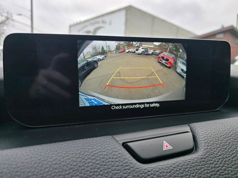 Used 2024 MAZDA CX-90 Plug-In Hybrid w/ Premium Pkg image 30