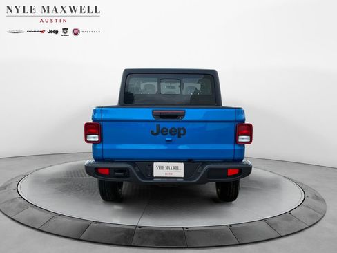New 2026 Jeep Gladiator Sport image 15
