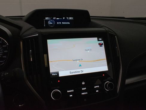 Used 2019 Subaru Crosstrek 2.0i Limited w/ Moonroof Package w/Navigation AWD/4WD image 14