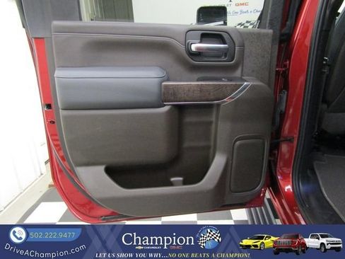 Used 2022 GMC Sierra 2500 Denali w/ Denali Ultimate Package AWD/4WD image 26