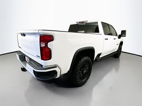 Used 2022 Chevrolet Silverado 2500 LTZ w/ LTZ Plus Package AWD/4WD image 5