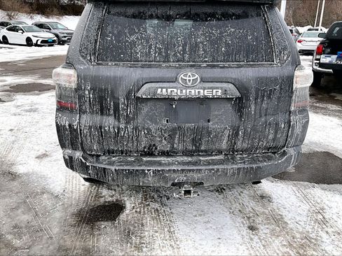Certified 2023 Toyota 4Runner SR5 Premium w/ Moonroof Package image 7