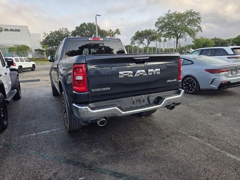 Used 2025 RAM 1500 Laramie AWD/4WD image 4