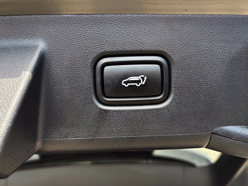 Used 2025 Hyundai Tucson SEL FWD image 24