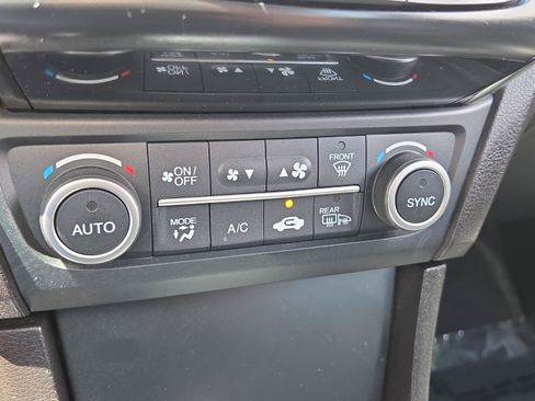 Used 2016 Acura ILX FWD image 31