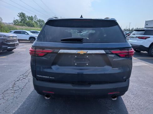 Used 2023 Chevrolet Traverse LT w/ Rear Camera Mirror Package AWD/4WD image 10