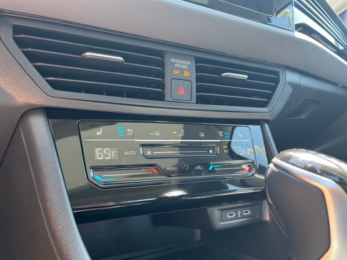 New 2026 Volkswagen Jetta SEL FWD image 21