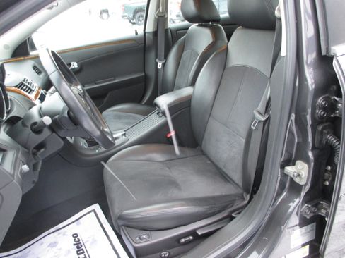 Used 2010 Chevrolet Malibu LT w/ Interface Package image 14