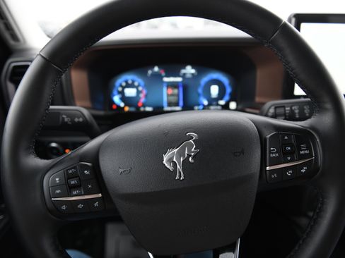 Used 2025 Ford Bronco Sport Outer Banks w/ Outer Banks Tech Package+ image 27