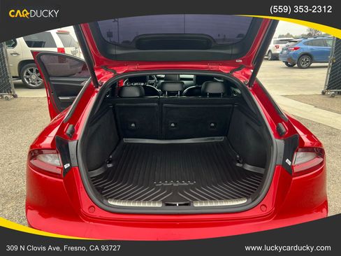 Used 2018 Kia Stinger GT2 image 22