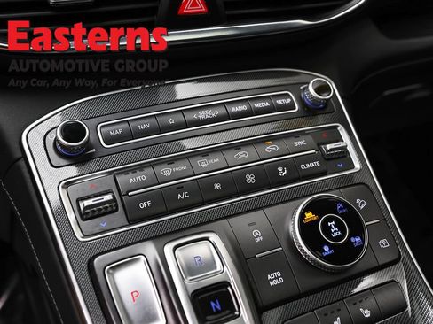 Used 2021 Hyundai Santa Fe SEL w/ Convenience + Premium Package AWD/4WD image 20