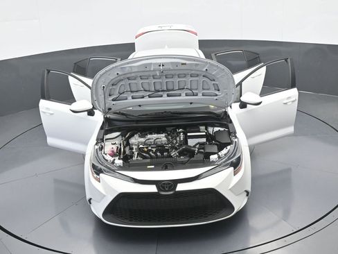 Used 2022 Toyota Corolla LE image 67