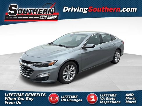 Used 2024 Chevrolet Malibu LT image 1