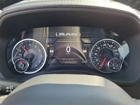 Used 2024 RAM 1500 Laramie image 6