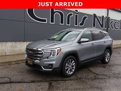 Used 2024 GMC Terrain SLT