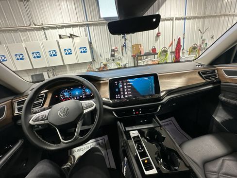 Certified 2026 Volkswagen Atlas SE AWD/4WD image 53