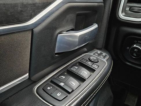 Used 2024 RAM 2500 Big Horn w/ Night Edition AWD/4WD image 20