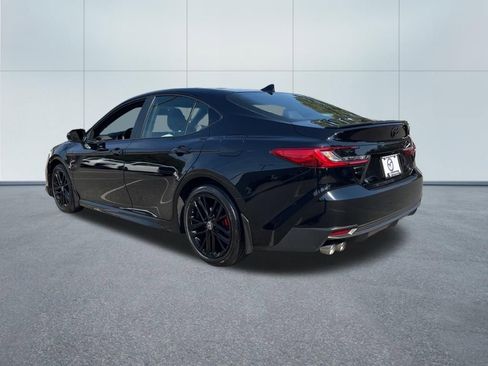 Used 2025 Toyota Camry SE w/ Multimedia Upgrade Package image 7