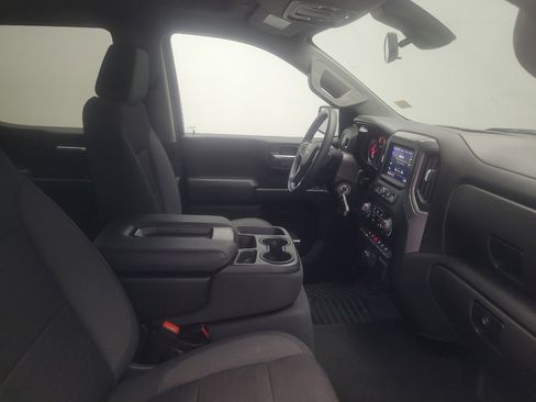 Used 2022 Chevrolet Silverado 1500 Custom w/ Safety Confidence Package RWD image 21