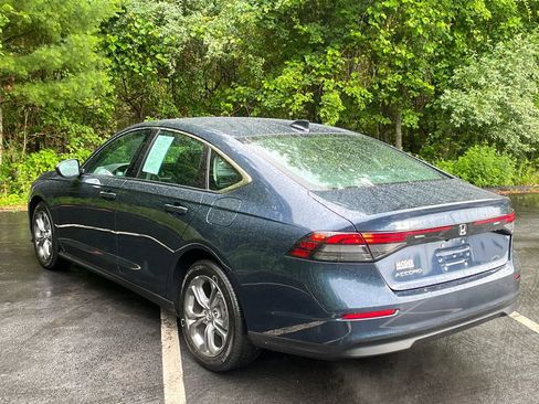 Used 2023 Honda Accord EX image 3