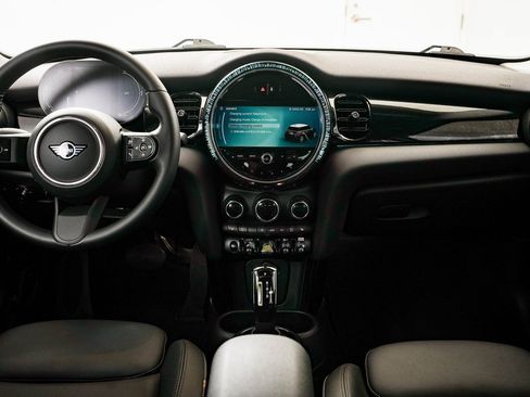 Used 2023 MINI Cooper SE image 31