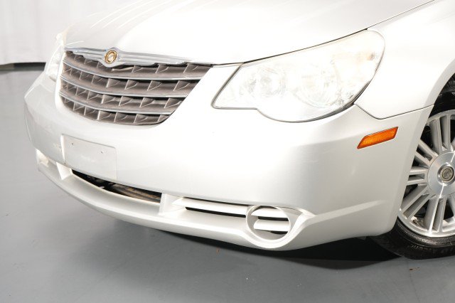 Used 2008 Chrysler Sebring Touring FWD image 4