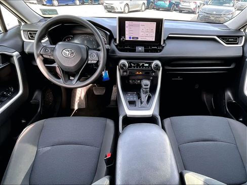 Used 2024 Toyota RAV4 LE image 21