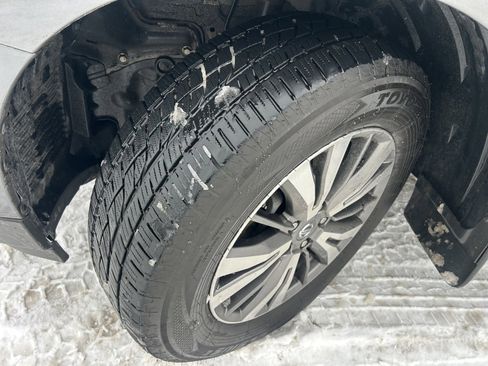 Used 2018 Nissan Pathfinder S image 25