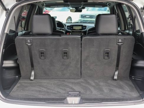 Used 2022 Honda Pilot Elite image 9