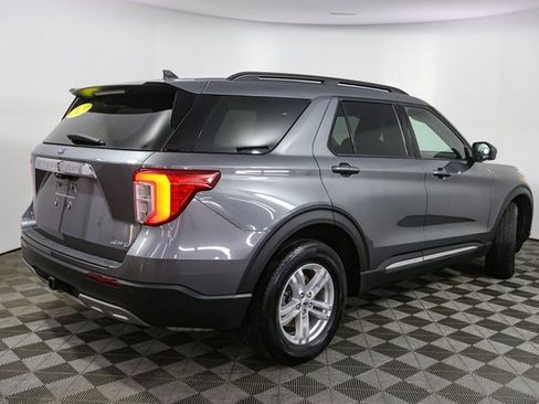 Used 2023 Ford Explorer XLT w/ Equipment Group 202A image 13
