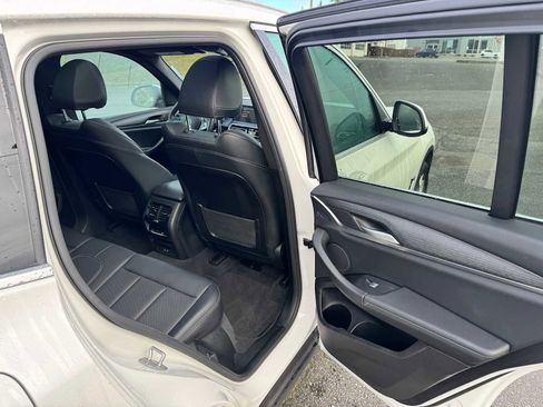 Used 2024 BMW X3 xDrive30i image 13
